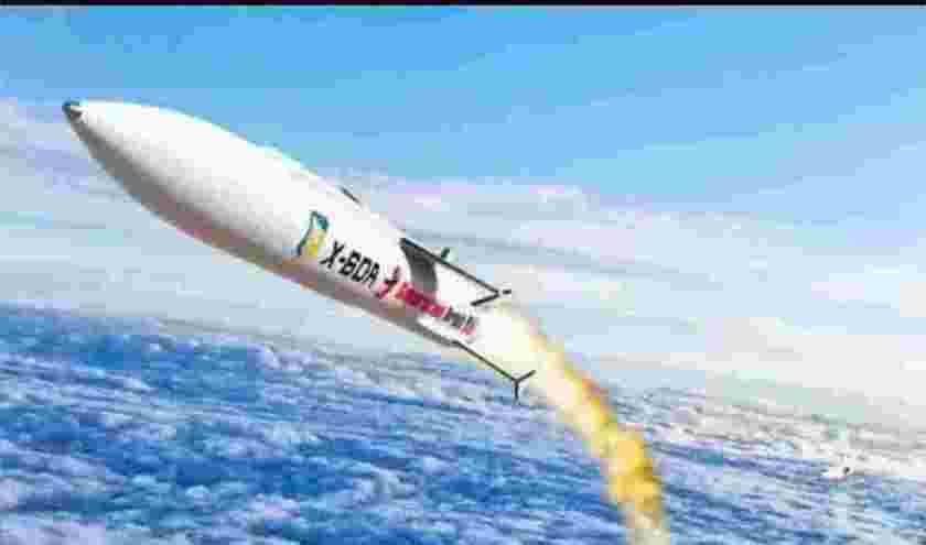 world-war-3-us-steps-up-arms-race-as-it-tests-new-stealth-hypersonic-missile_1539103851dE3mbZ.jpeg